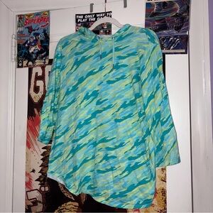 Belle by Kim Gravel Camo Lightweight Hoodie Top